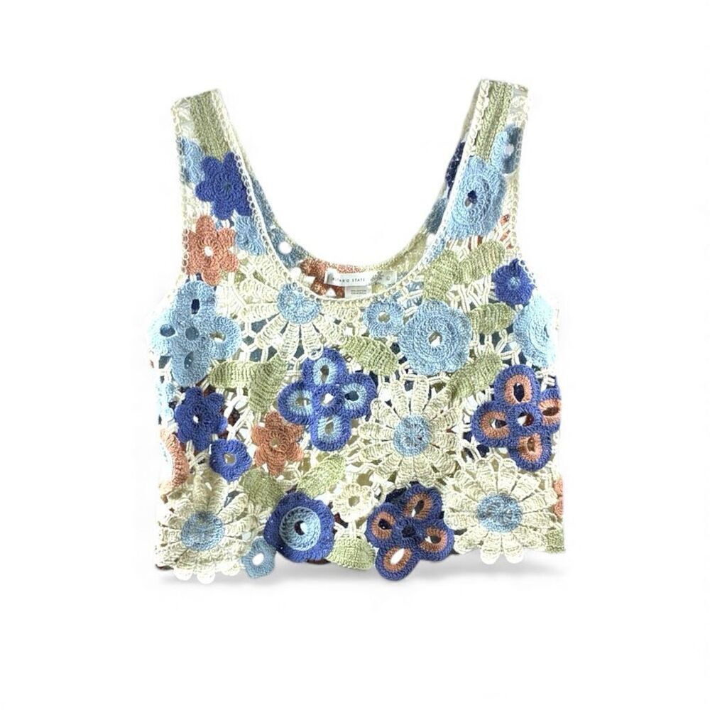 Altar’d State NWOT Cropped Crochet Vest in Pastels Size L